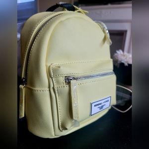 Kendall and Kylie NWT NEW with Tags AUTHENTIC Bag crossbody luxury brand handbag